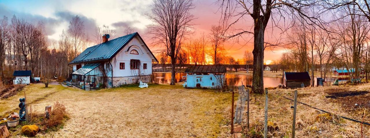 Romantic Spa Villa With Fireplace By The Lake Stjarnsund Zewnętrze zdjęcie