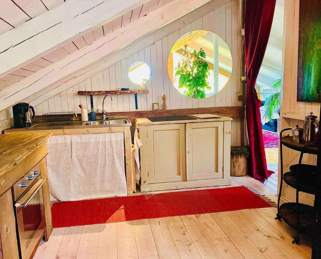 Romantic Spa Villa With Fireplace By The Lake Stjarnsund Zewnętrze zdjęcie