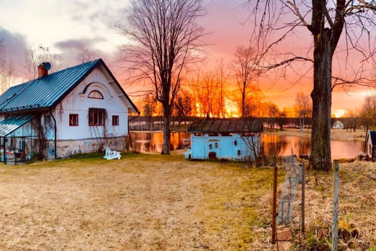 Romantic Spa Villa With Fireplace By The Lake Stjarnsund Zewnętrze zdjęcie